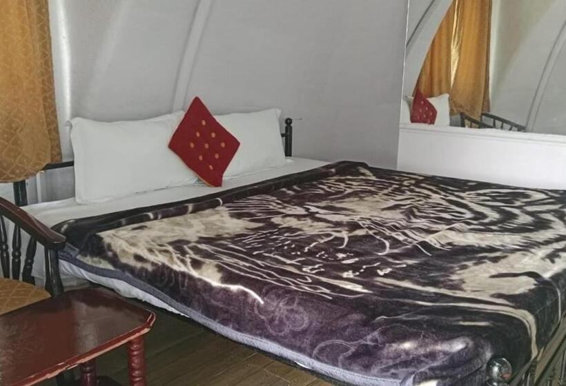 호텔 Lake Front Resort