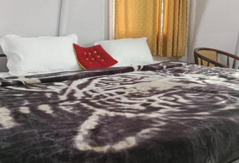 호텔 Lake Front Resort