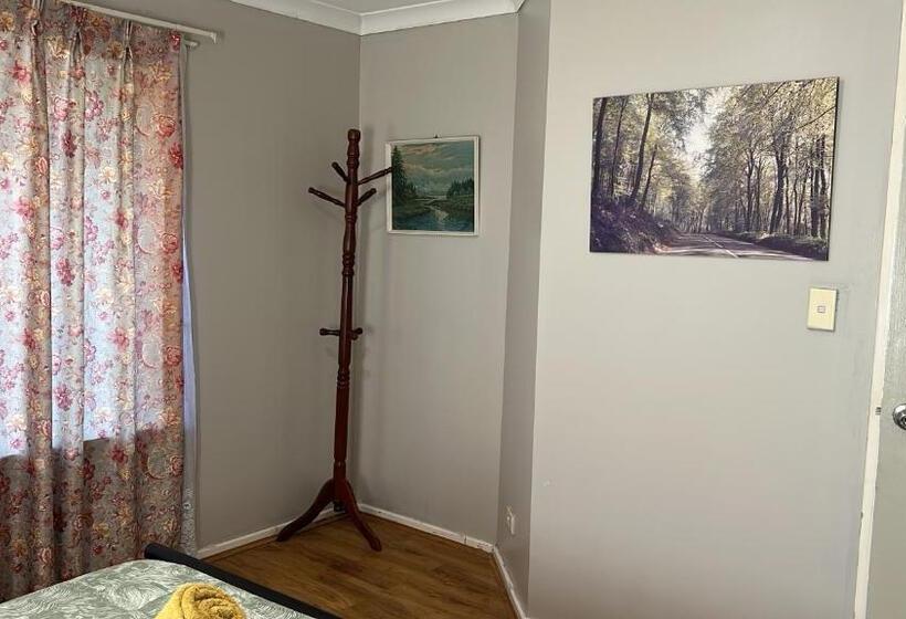 膳宿费 Master Room With Ensuite In A Lovely House