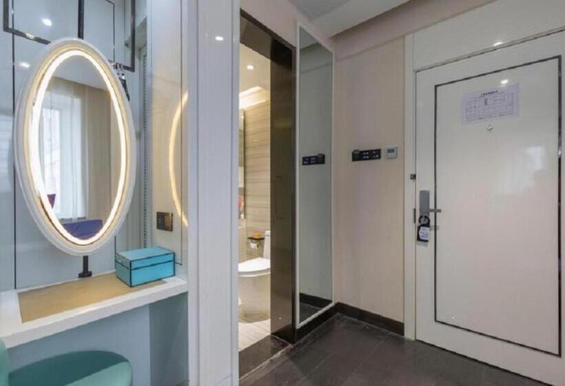 Xana Hotelle· Tianjin Railway Station Jinwan Square Binjiang Avenue