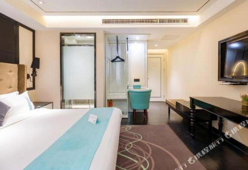 Xana Hotelle· Tianjin Railway Station Jinwan Square Binjiang Avenue