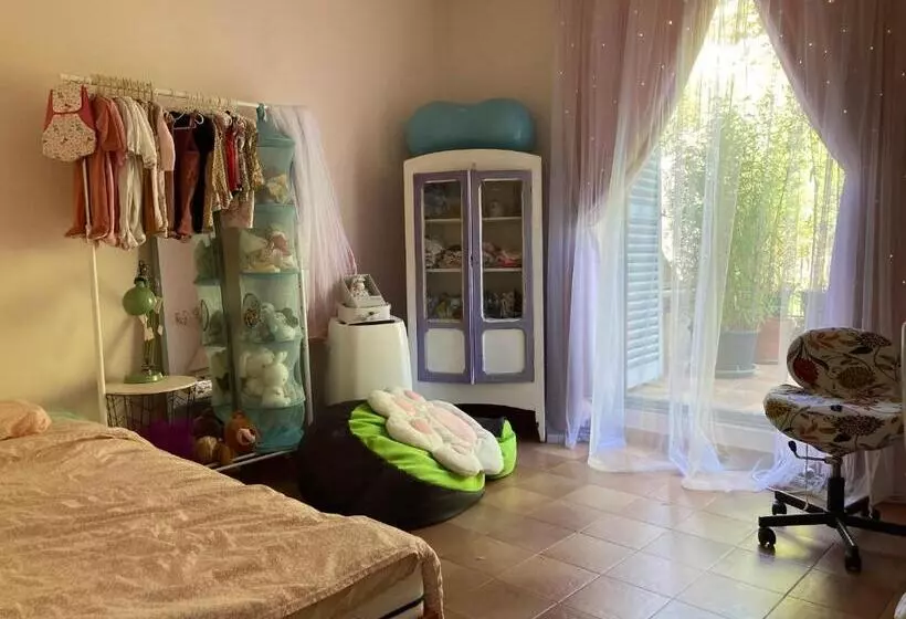 Aamiaismajoitus (B&B) Beautiful Room In Aix Center