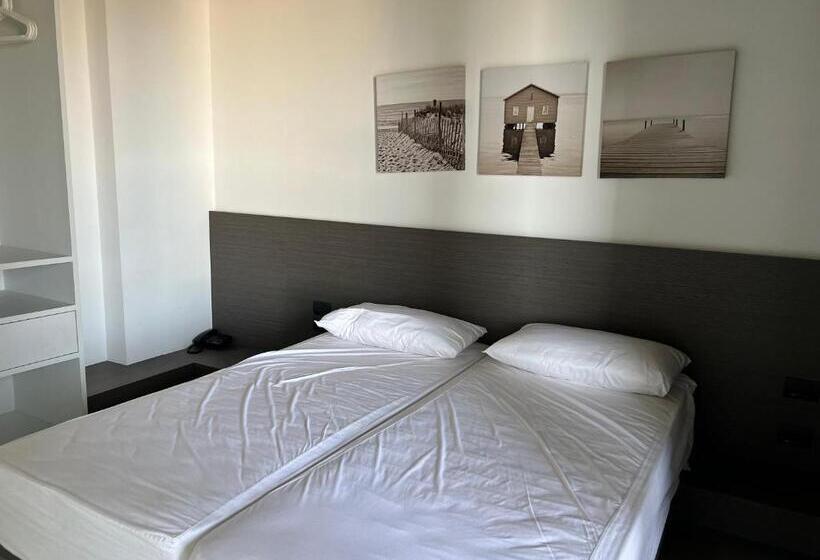 Ex Blank Hotel   Trilocale Fronte Mare