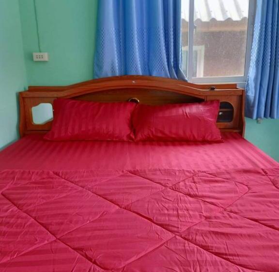 فندق Baan Phak Plaithang At Phu Thap Buek