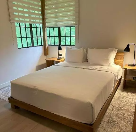 هتل Hadco Experiences At Asa Wright Nature Centre