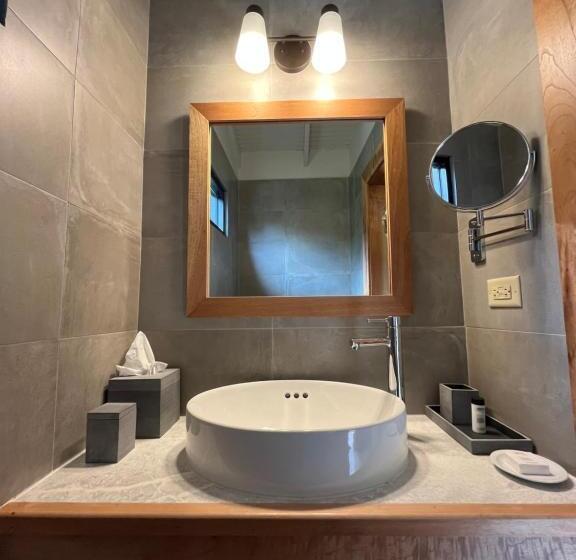 هتل Hadco Experiences At Asa Wright Nature Centre