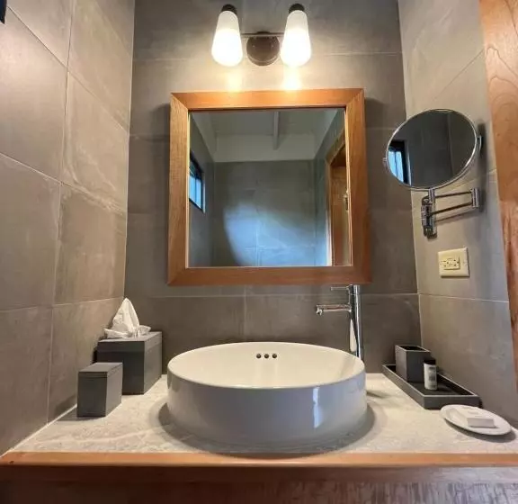 هتل Hadco Experiences At Asa Wright Nature Centre