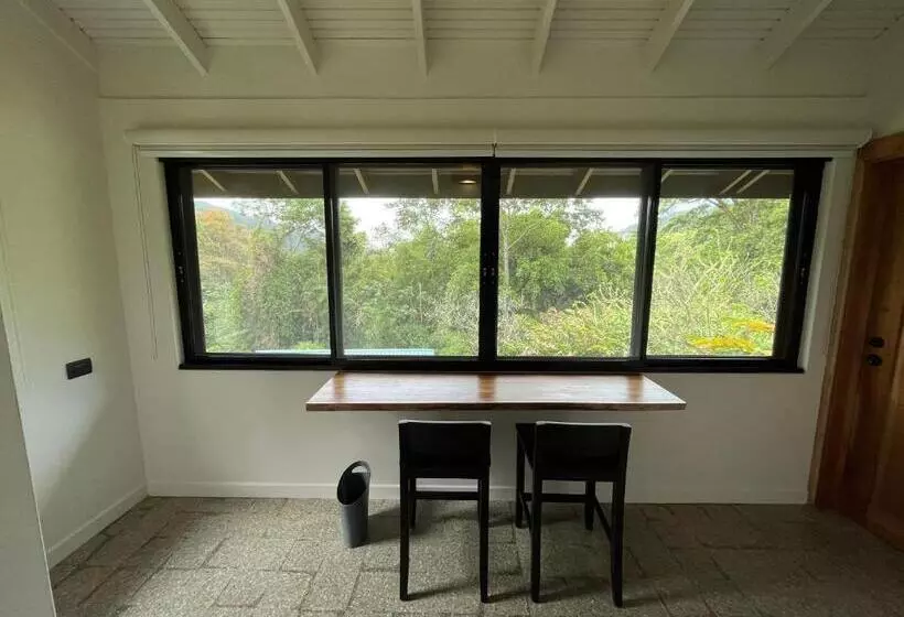 هتل Hadco Experiences At Asa Wright Nature Centre