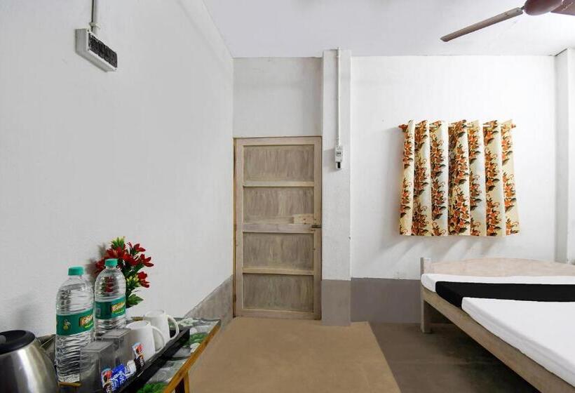 Hotelli Oyo Madhubani Ma Bramhamoye Resort