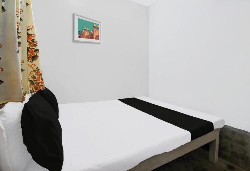 Hotelli Oyo Madhubani Ma Bramhamoye Resort