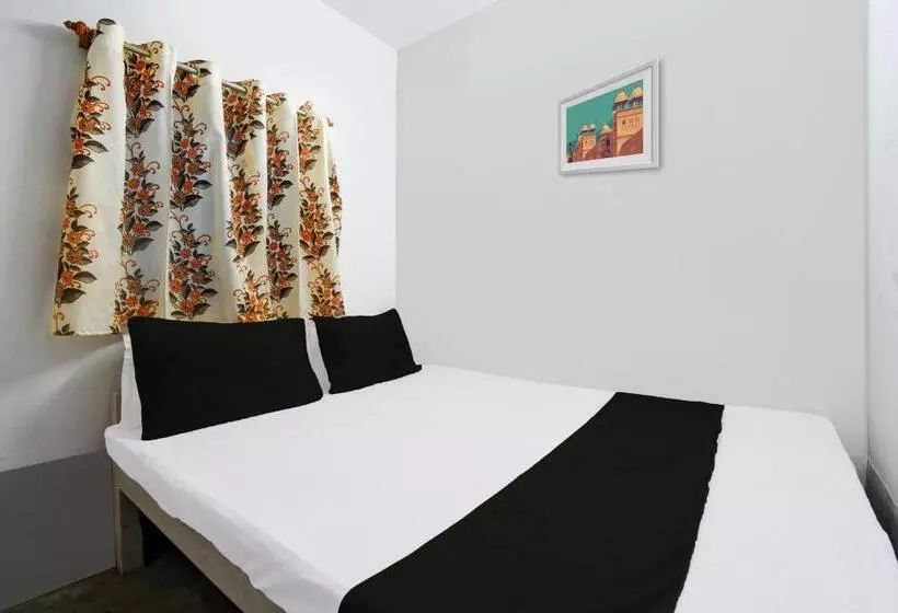 ホテル Oyo Madhubani Ma Bramhamoye Resort