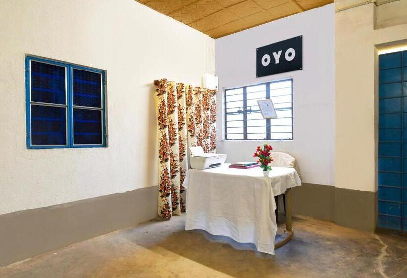 Hotelli Oyo Madhubani Ma Bramhamoye Resort