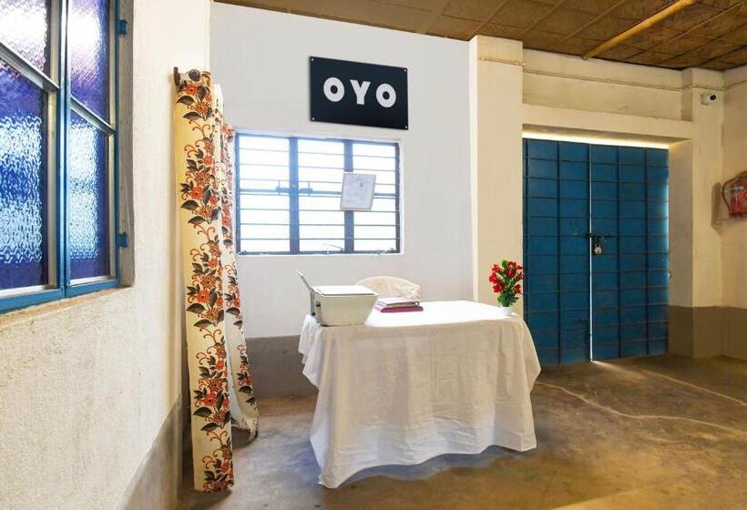 Hotelli Oyo Madhubani Ma Bramhamoye Resort