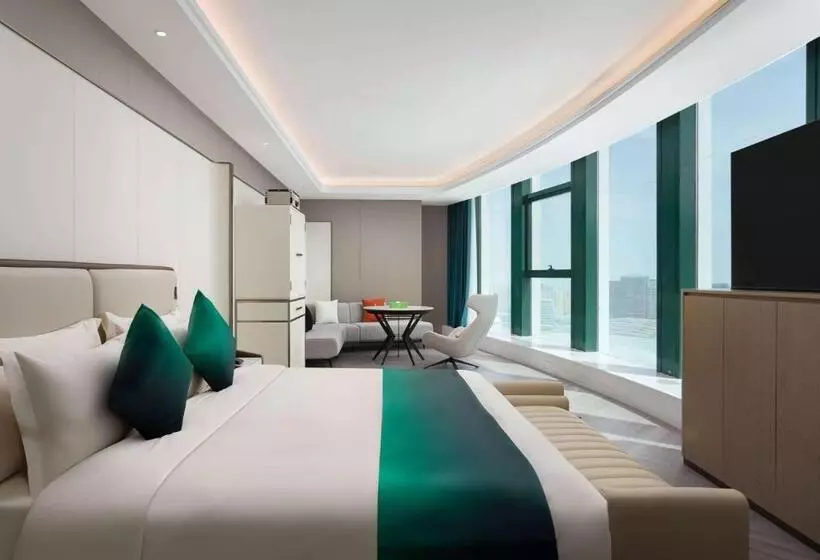 ホテル Wingate By Wyndham Urumqi Railway Station