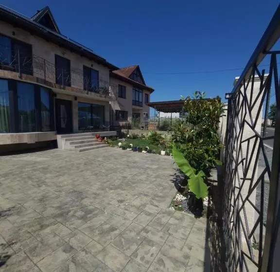 Pensió Casa țache