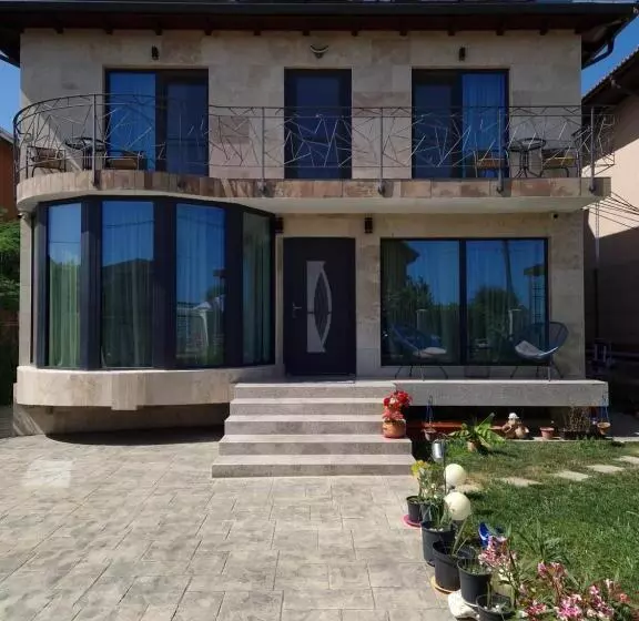 Pensió Casa țache