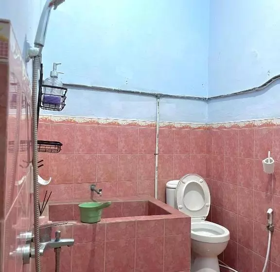 ペンション Harmoni Guest House Tumpak Sewu