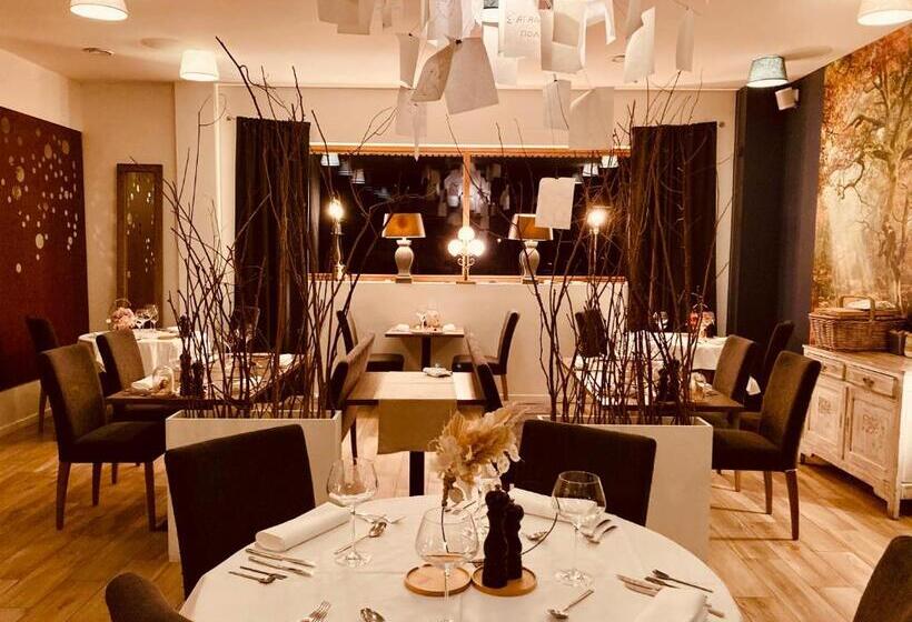 پانسیون Table Rase