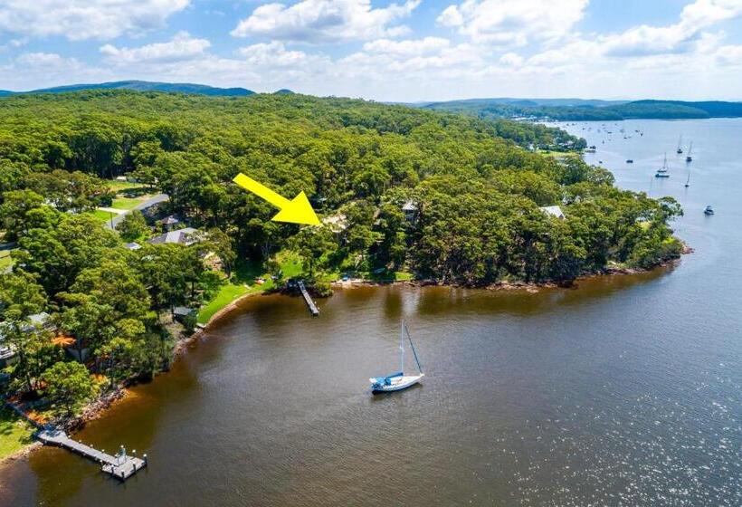 膳宿费 Whispering Waves