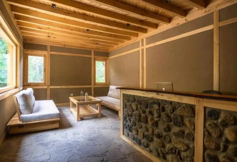 استراحتگاه Dera Lamsa Shigar