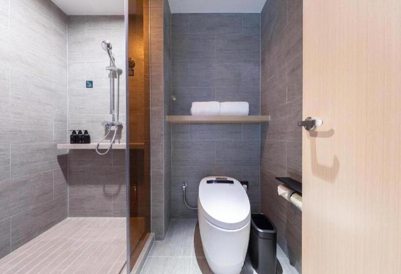 Atour Hotel Wuhan Chuhehan Street Hanxiu Theater