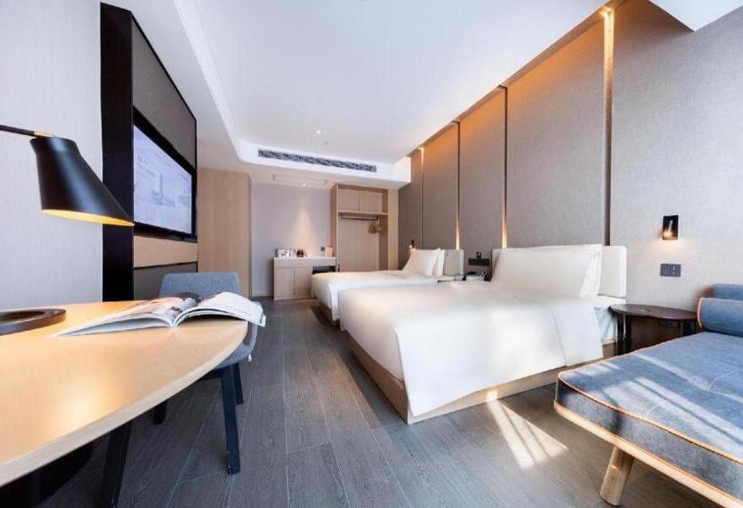 Atour Hotel Wuhan Chuhehan Street Hanxiu Theater