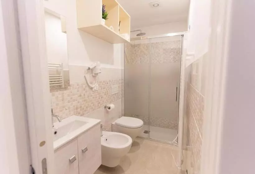 تختخواب و صبحانه Affittacamere Adam Eric
