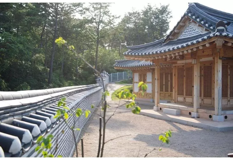 Daebudo Jongii Misulgwan Pension