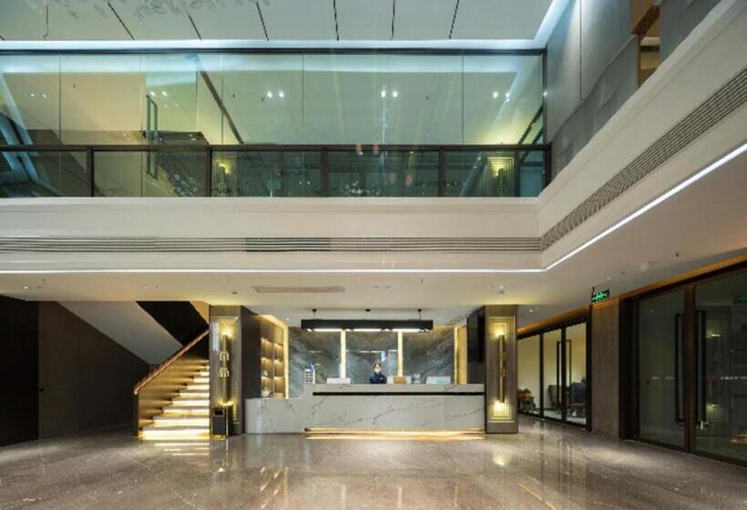 Echarm Hotel Zhangjiajie Tianmen Mountain High Speed Railway Station