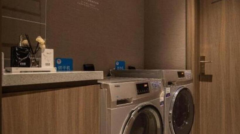 Hanting Hotel Tianjin Chentangzhuang Metro Station