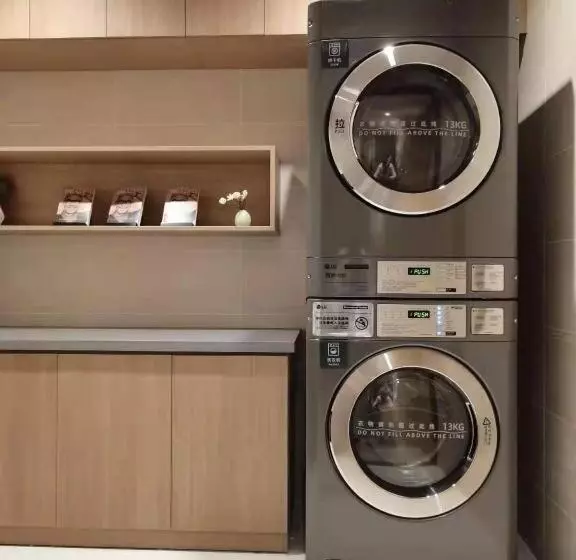 Hanting Hotel Tianjin Nankai Wangdingdi Metro Station