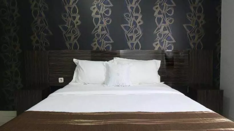 Hotel Alviry Garden Bsd