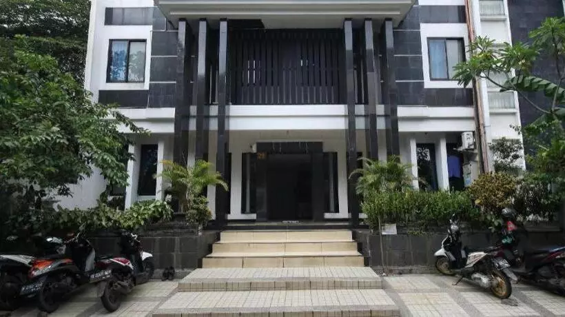 Hotel Alviry Garden Bsd