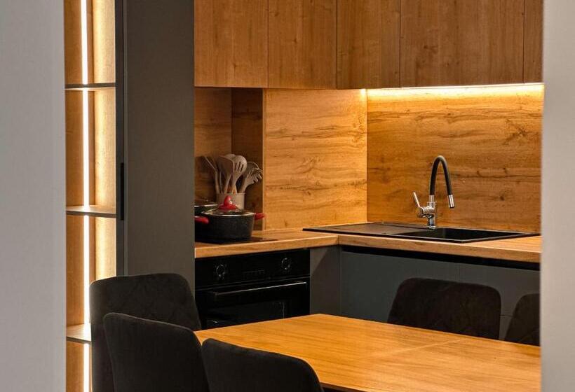 هتل Aral Apartments   Shengjin City Gate