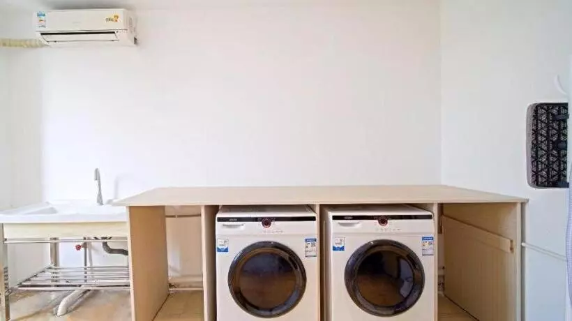 Hotelli City Comfort Inn Zhongshan Hot Spring Resort Sanxiang Shunchang Plaza