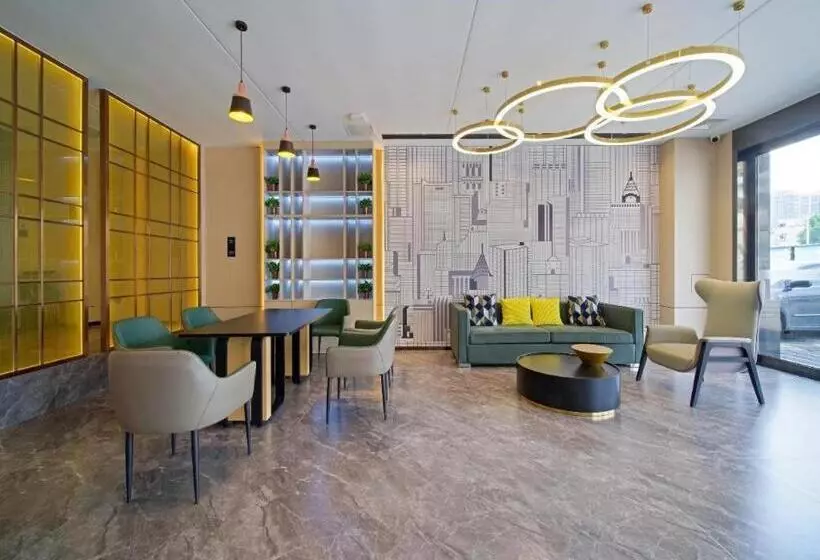 Hotelli City Comfort Inn Zhongshan Hot Spring Resort Sanxiang Shunchang Plaza