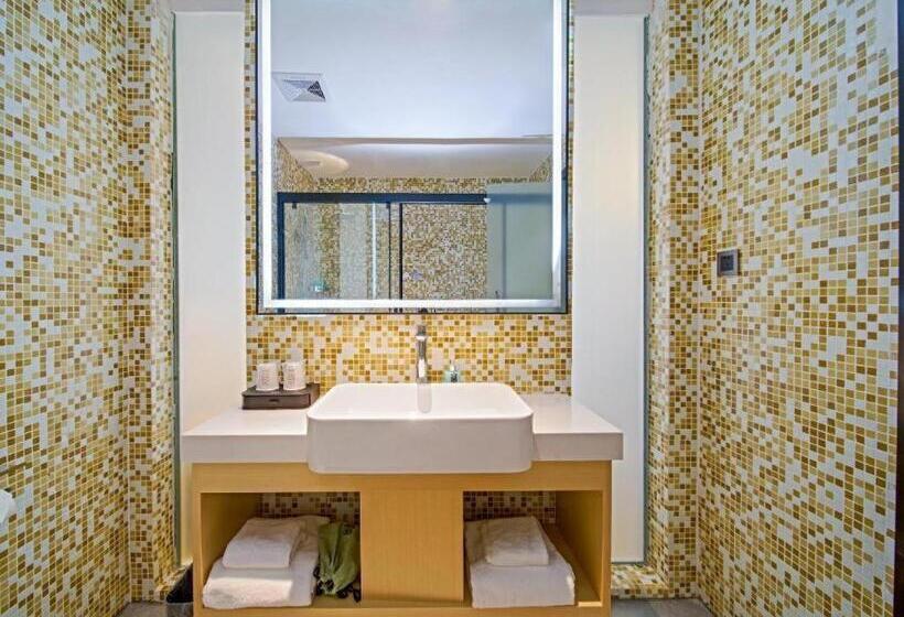 Отель City Comfort Inn Zhongshan Hot Spring Resort Sanxiang Shunchang Plaza