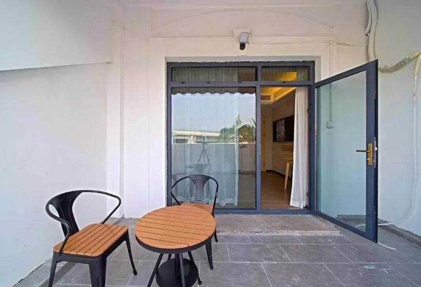 Hotelli City Comfort Inn Zhongshan Hot Spring Resort Sanxiang Shunchang Plaza