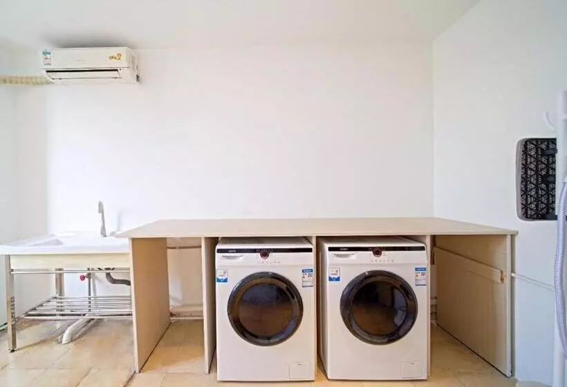 Hotelli City Comfort Inn Zhongshan Hot Spring Resort Sanxiang Shunchang Plaza