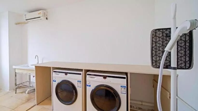 Hotelli City Comfort Inn Zhongshan Hot Spring Resort Sanxiang Shunchang Plaza