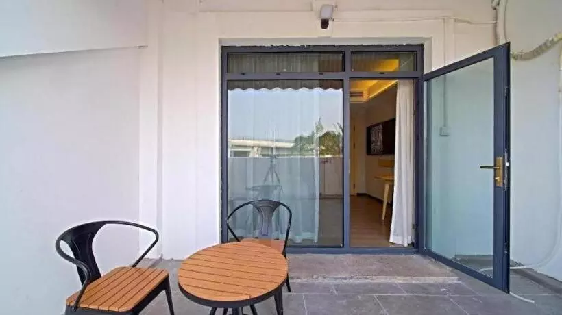 Hotelli City Comfort Inn Zhongshan Hot Spring Resort Sanxiang Shunchang Plaza