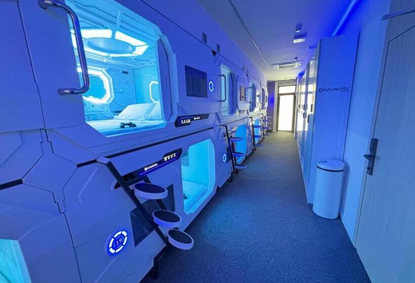 هتل کپسول Futurotel Sevilla