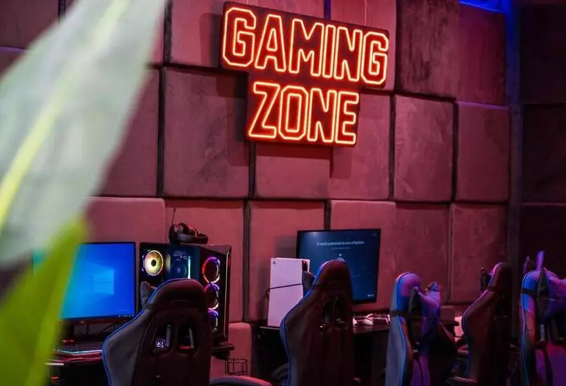 Kapselihotelli Futurotel Sevilla