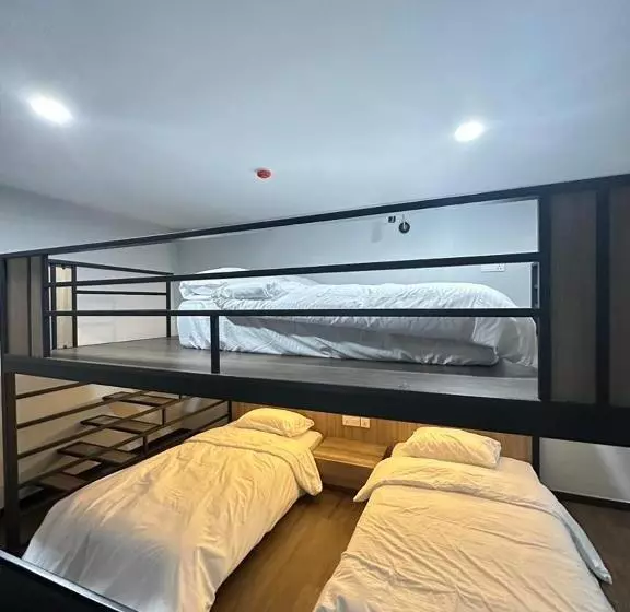 Hotel Epoch