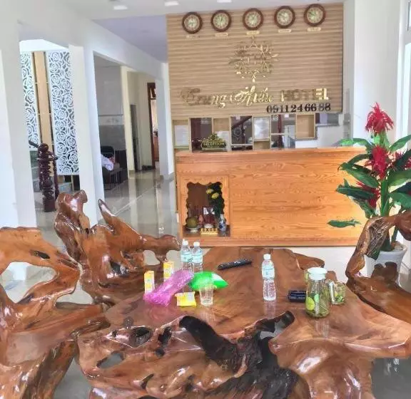 هتل Khách Sạn Trung Hiếu