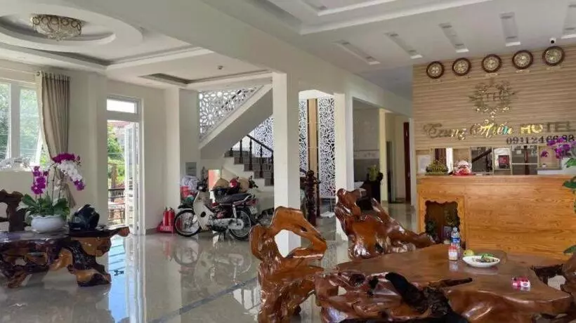 هتل Khách Sạn Trung Hiếu
