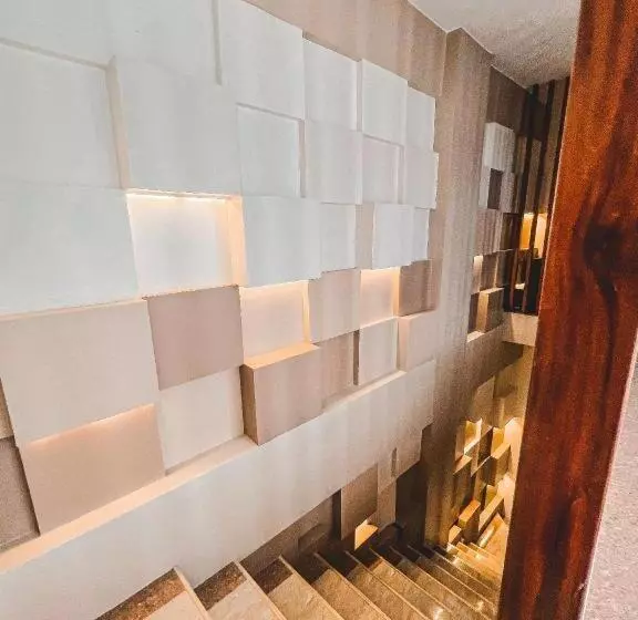 ホテル Lavero Suites