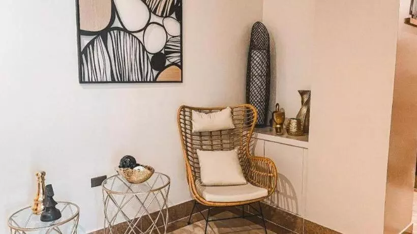 ホテル Lavero Suites