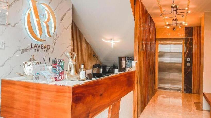 Hotel Lavero Suites