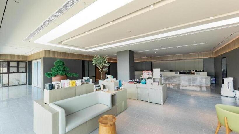 Ji Hotel Nanjing Pukou Hongyang Plaza